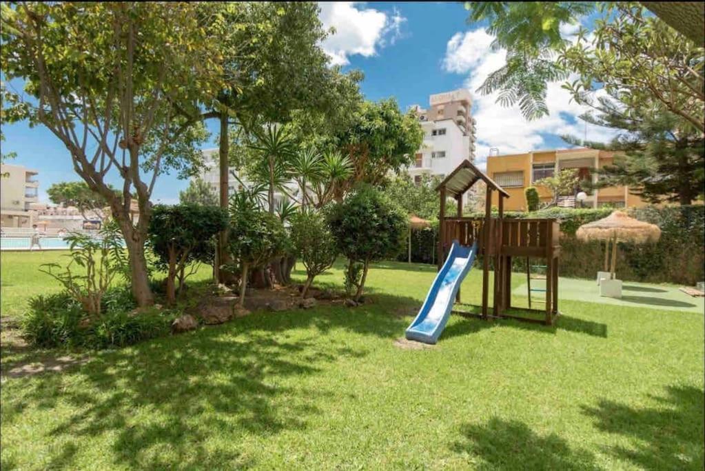 Magnifico Apartamento En La Carihuela, Torremolino Torremolinos Bagian luar foto